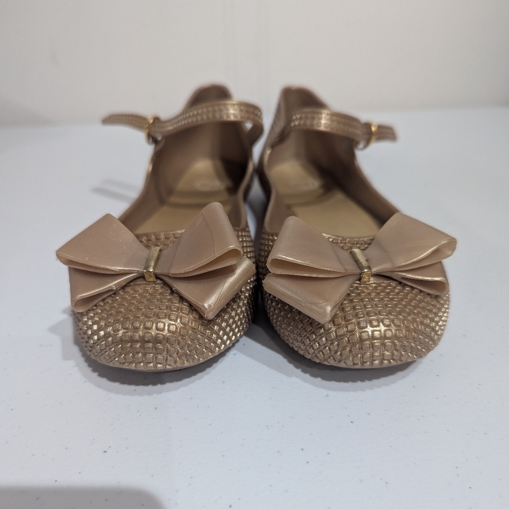 Mel by Melissa Gold ballet flats with bow and ankle strap - size 9 - Picture 2 of 11